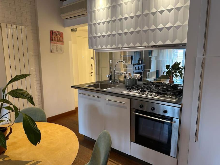 Nel Cuore Di Navigl Appartement *